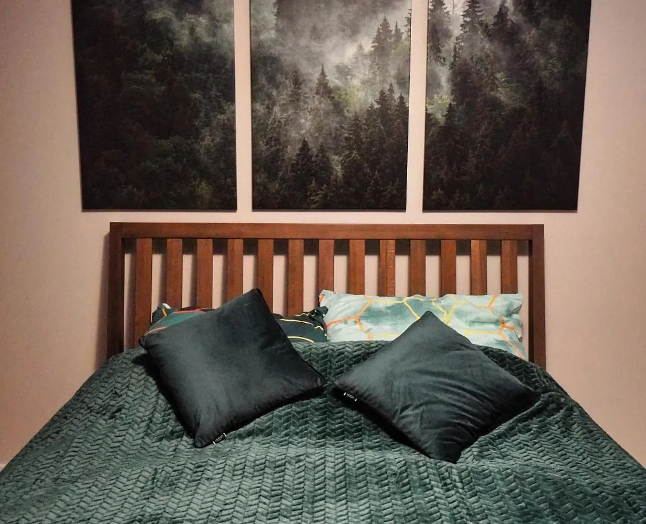 Verdant Apartment 바르샤바