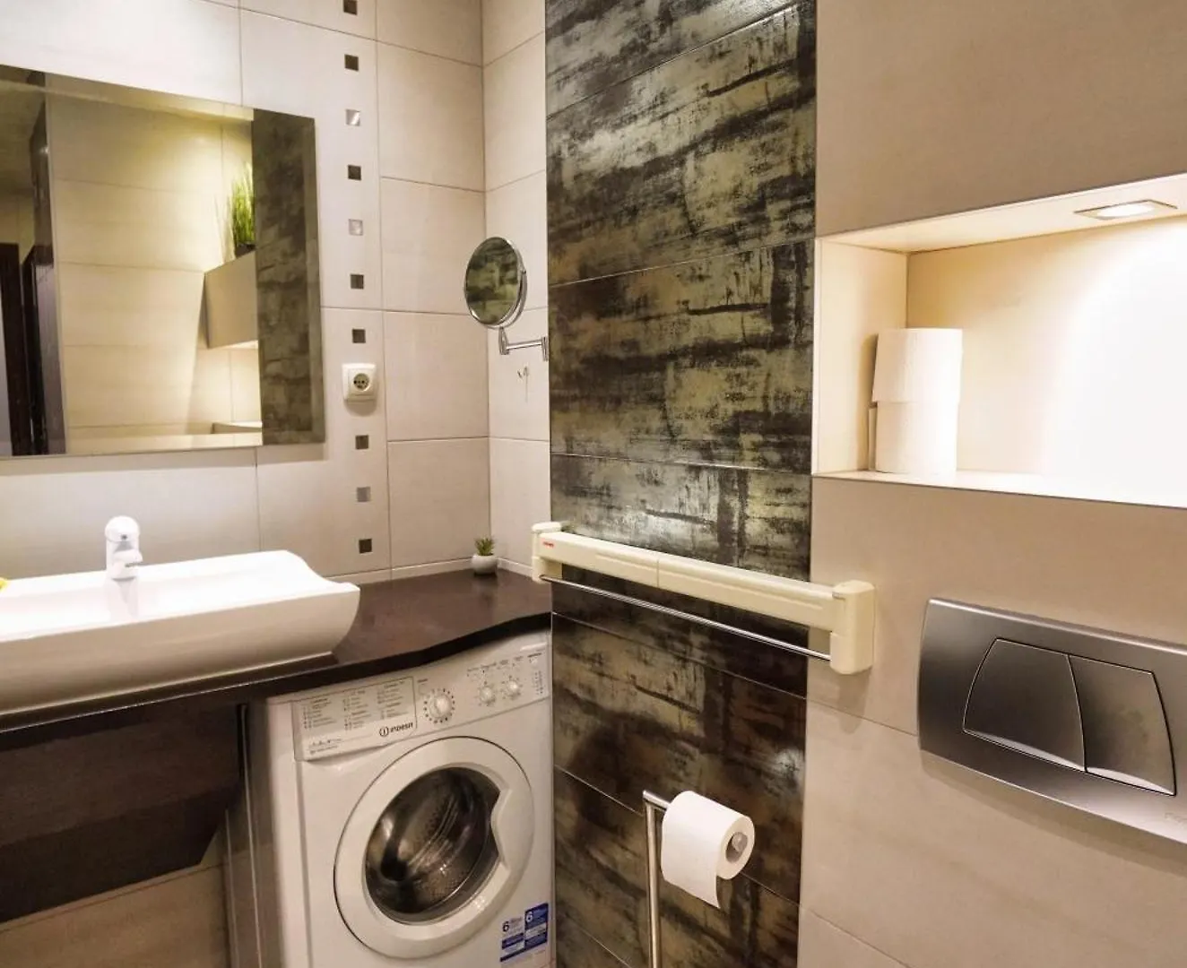 Verdant Apartment 바르샤바