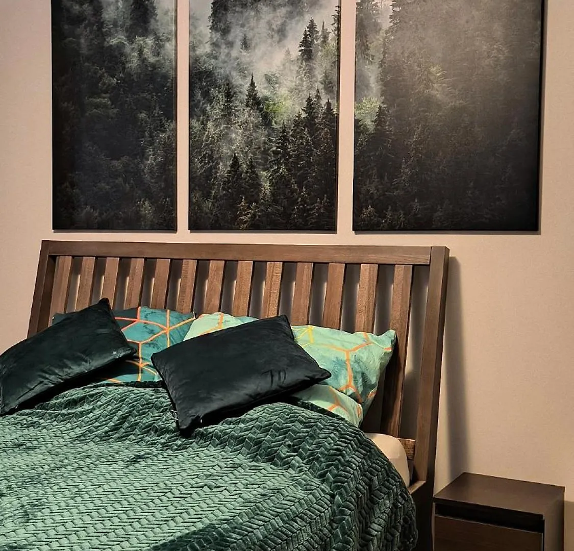 Verdant Apartment 바르샤바